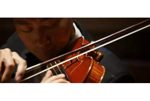 開云手機站登錄入口形象大使正式簽約陳曦，新形象，新征程！